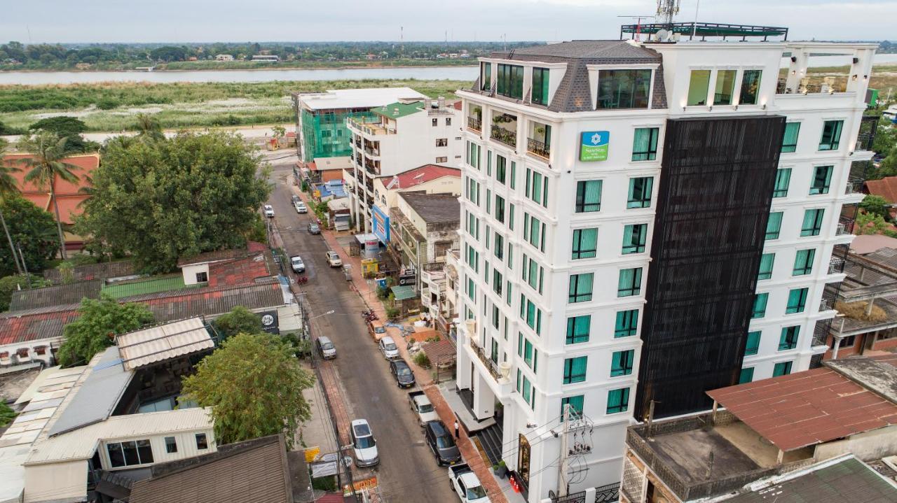Surestay Hotel By Best Western Вьентьян Экстерьер фото
