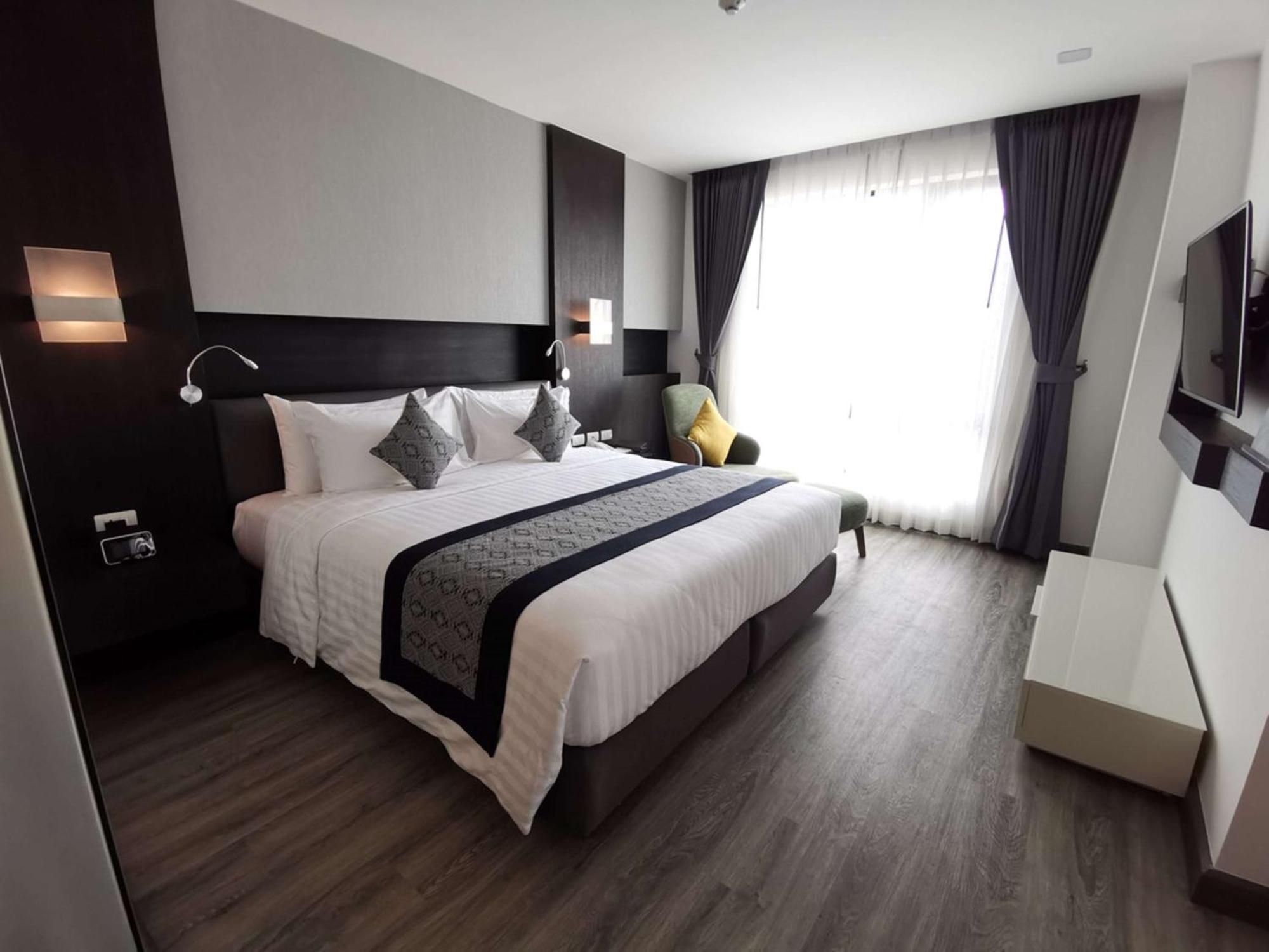Surestay Hotel By Best Western Вьентьян Экстерьер фото
