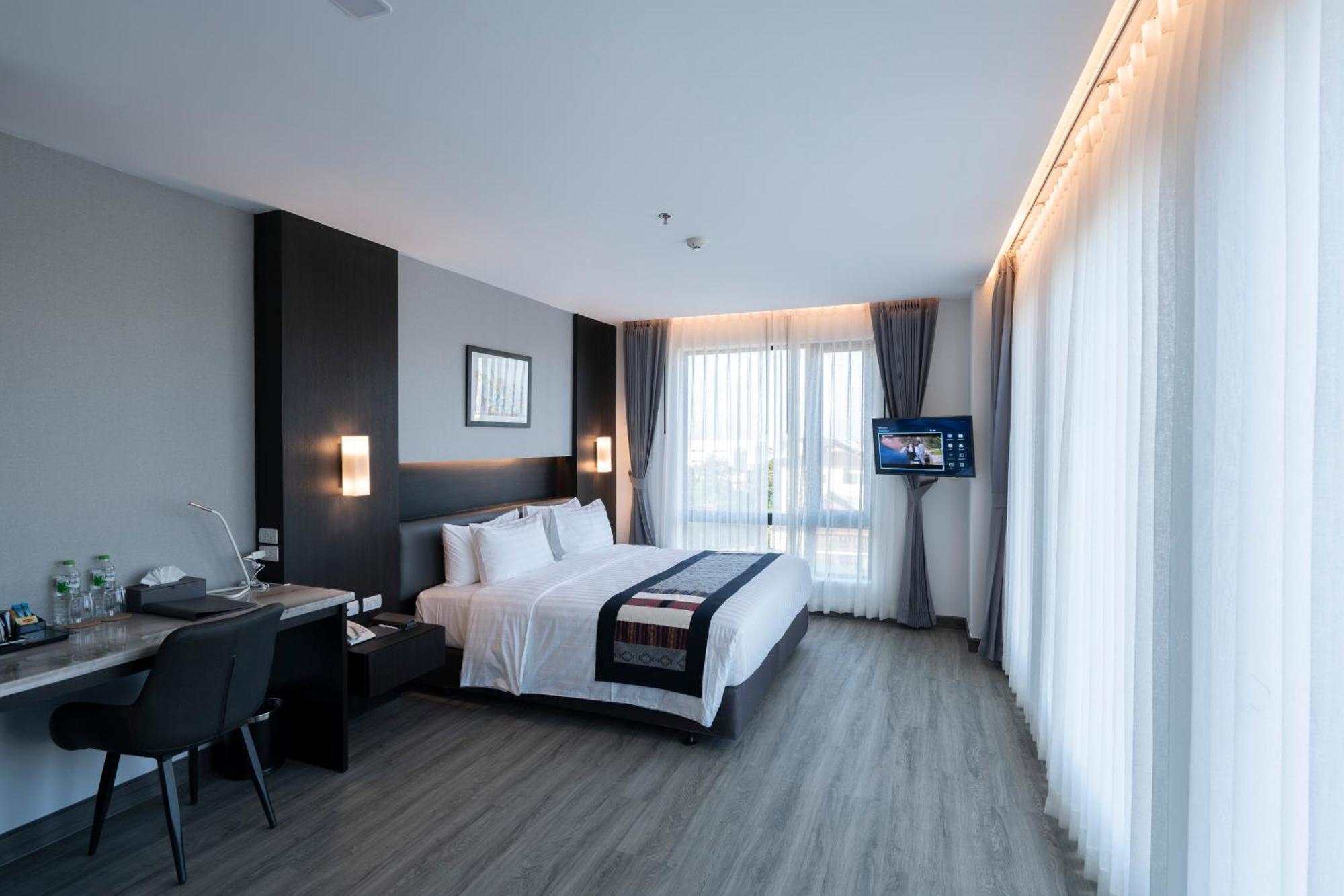 Surestay Hotel By Best Western Вьентьян Экстерьер фото