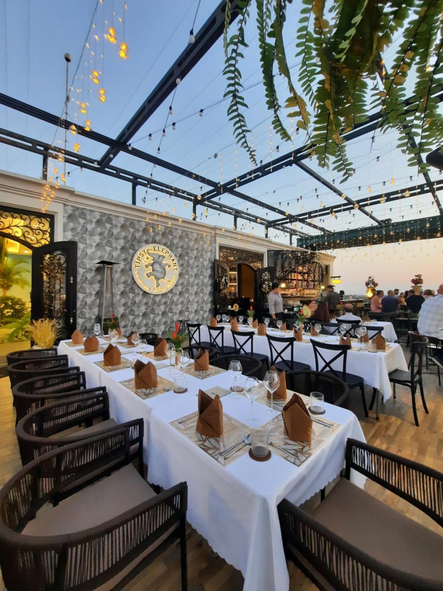 Surestay Hotel By Best Western Вьентьян Экстерьер фото